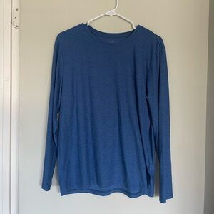 Beyond Yoga Men's Long Sleeve Crewneck Shirt in Blue